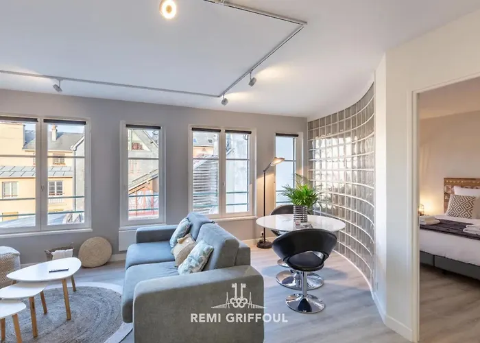 Les Armateurs Charming Gem In The City Center Private Parking 2 Guest